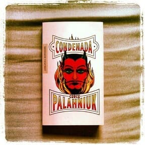 Book signed by Chuck Palahniuk, Damned Book signed by Chuck Palahniuk,